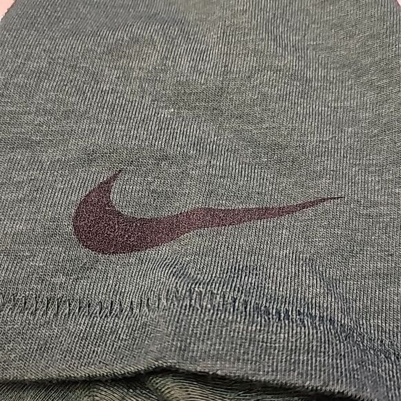 Nike Oregon Ducks short sleeve tee size medium - Picture 7 of 7